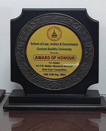 award-03